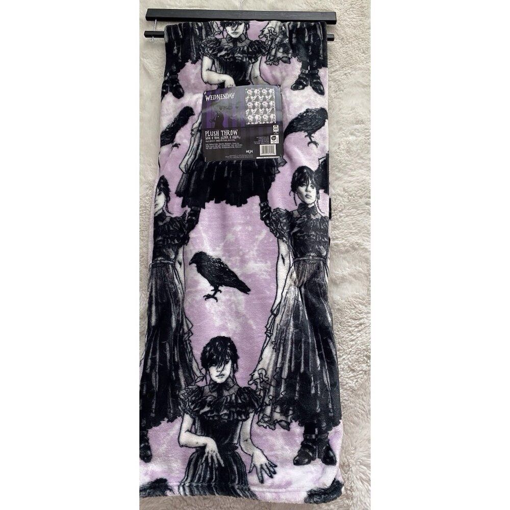 Wednesday Addams Dancing Netflix Show Soft Plush Throw 50” X 70” Purple Crow NEW